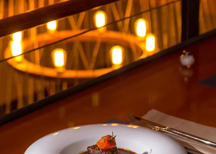 Luxe Centre Secret Gem Split