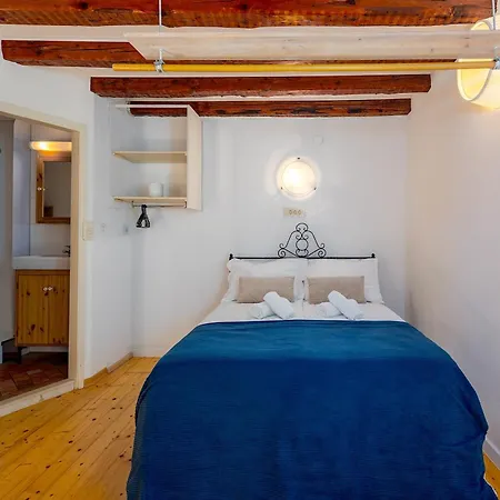 Luxe Centre Secret Gem